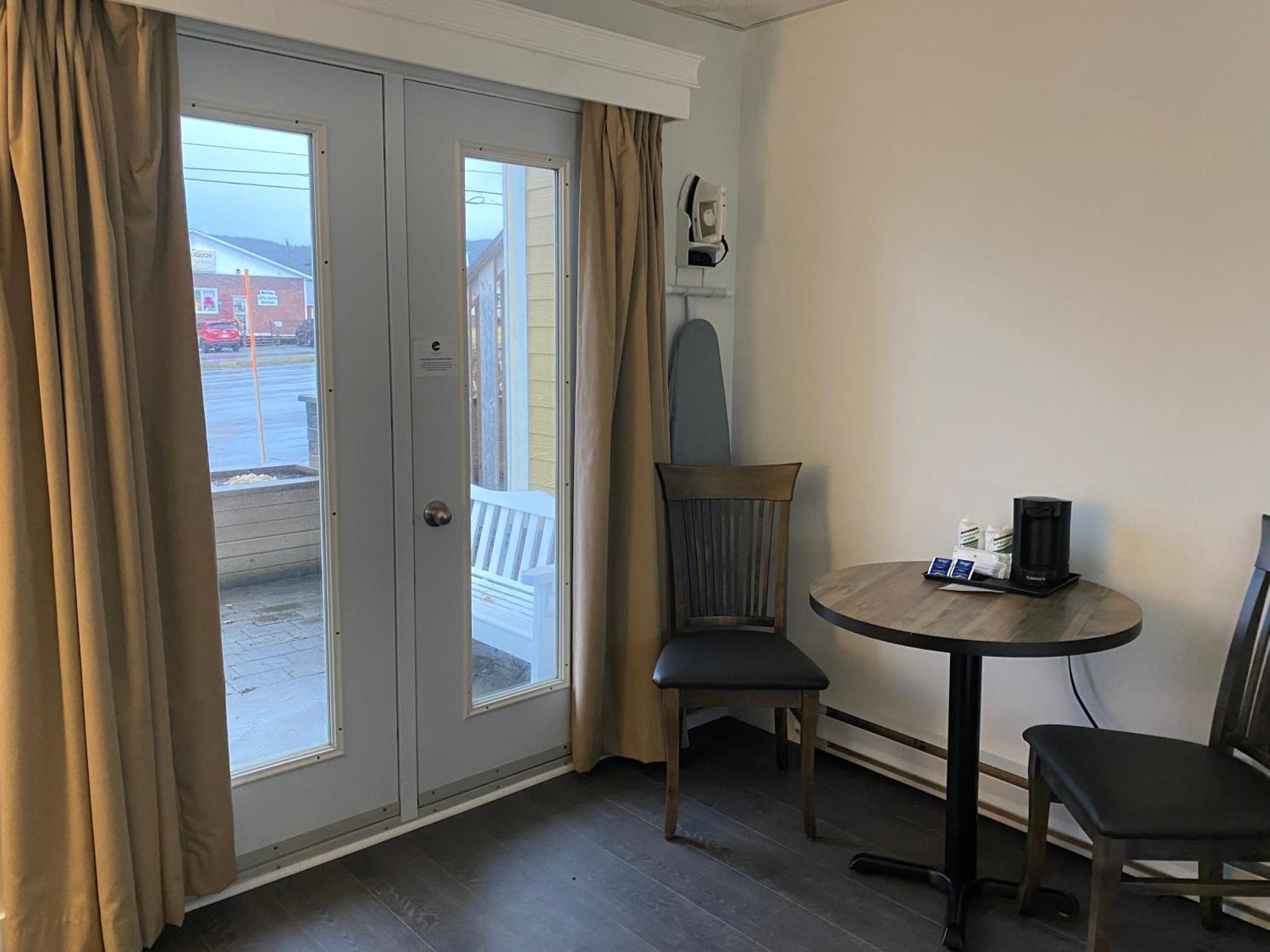 Ocean View Hotel Rocky Harbour Exterior foto